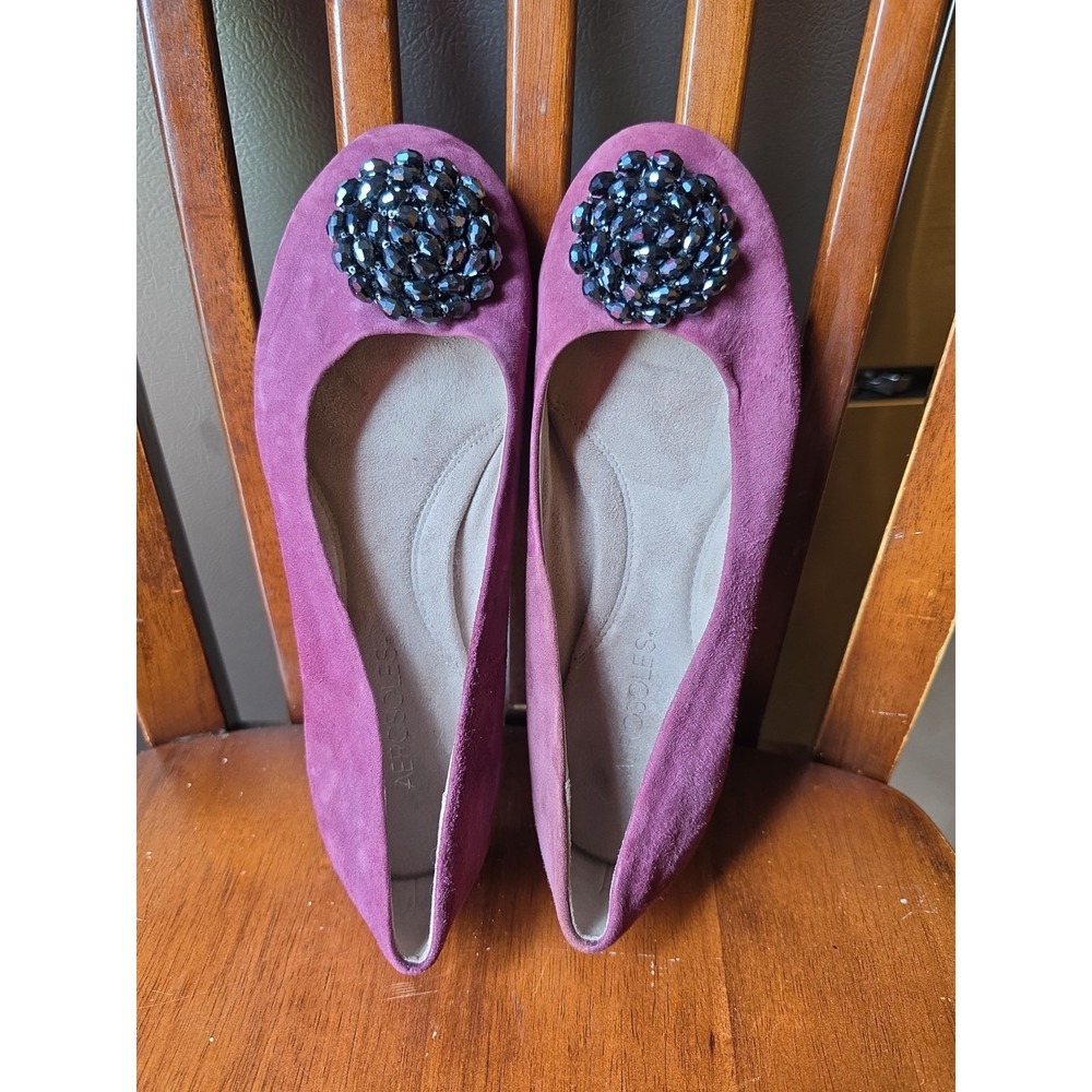 AEROSOLES Becxotic Purple Flats with Black Beaded Detail Sz.6.5 W